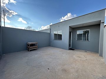 CASA - JARDIN�POLIS